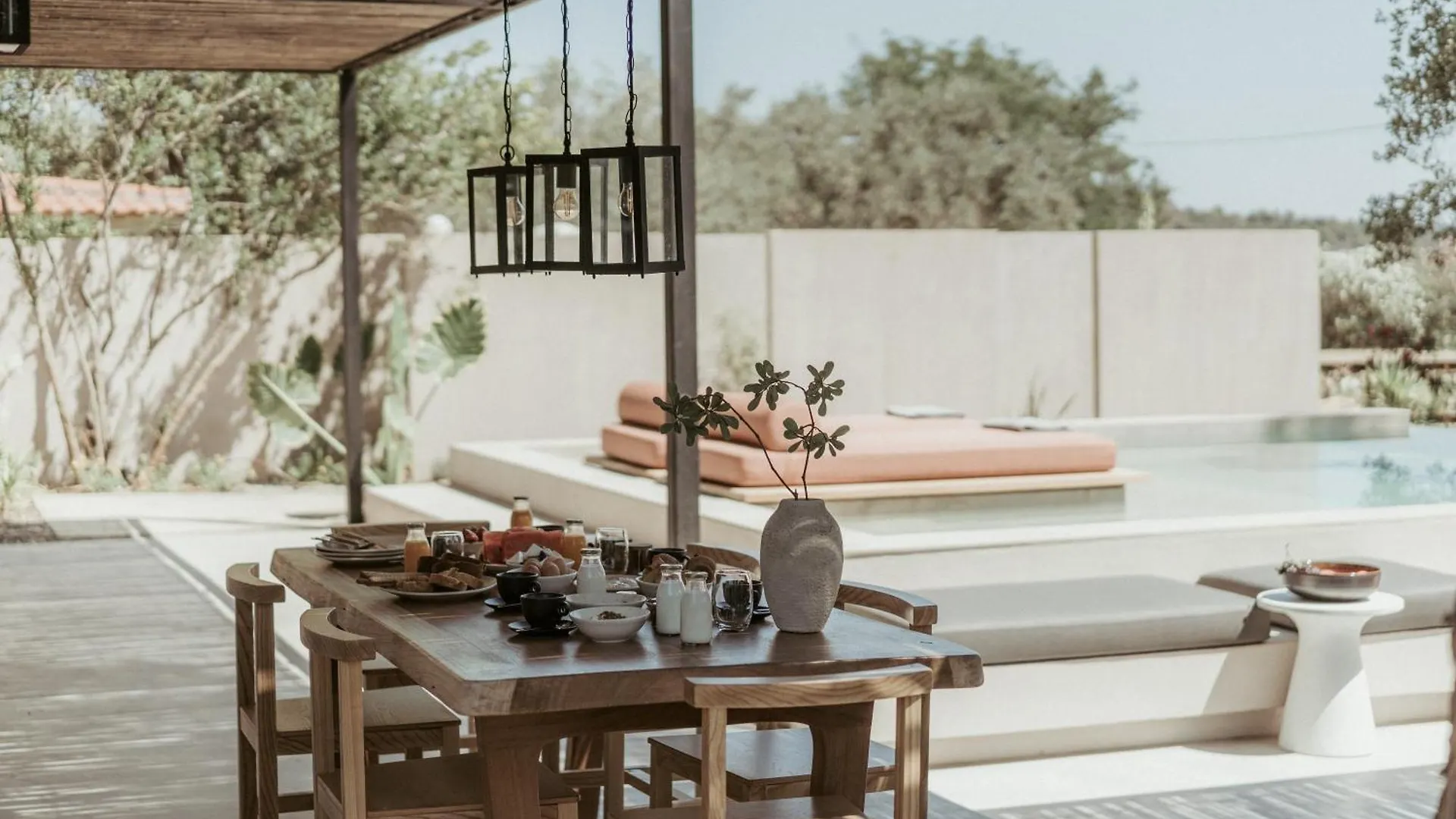 Pure Beachfront Villa With Pool Vourvourou